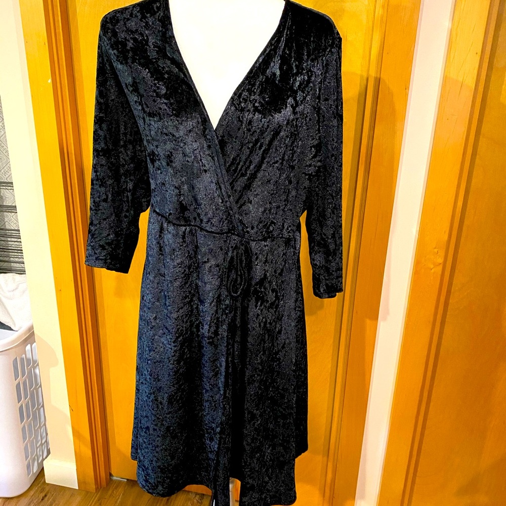 Torrid crushed velvet dress